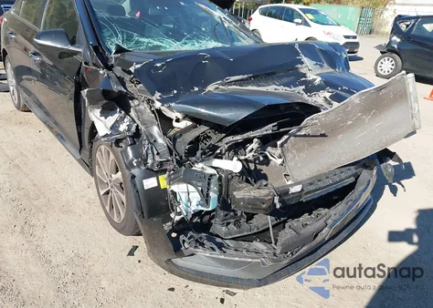 2015 Hyundai Sonata Sport z USA, uszkodzony, nr VIN 5NPE34AF9FH055646